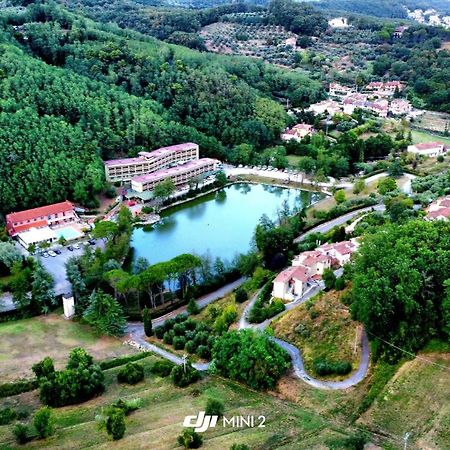 Hotel Lago Verde Serravalle Pistoiese Exterior photo
