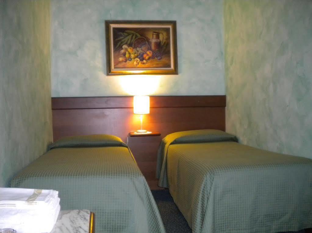 Hotel Lago Verde Serravalle Pistoiese Exterior photo